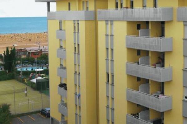 Aurora apartmanház 2. - Bibione Spiaggia