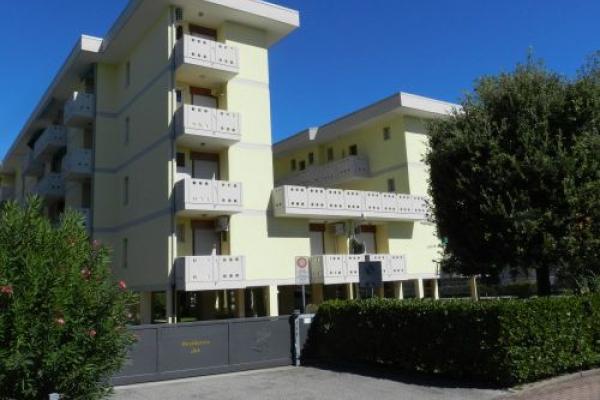 Jet apartmanház - Bibione Lido del Sole