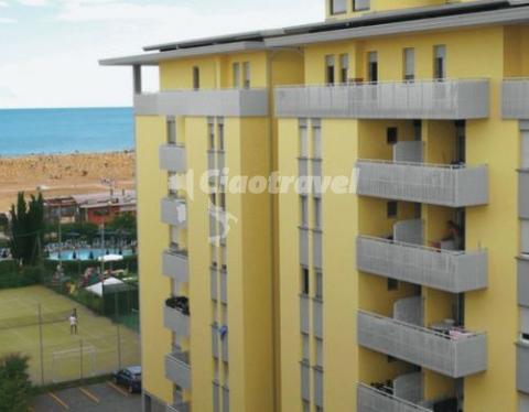 Aurora apartmanház 2. - Bibione Spiaggia