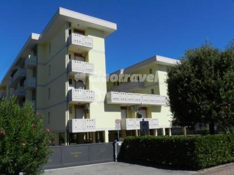 Jet apartmanház - Bibione Lido del Sole