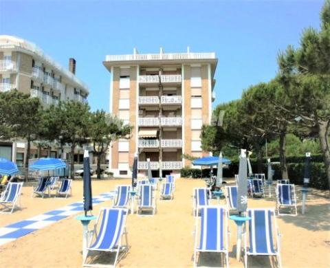 Brioni apartmanház - Lido di Jesolo kelet