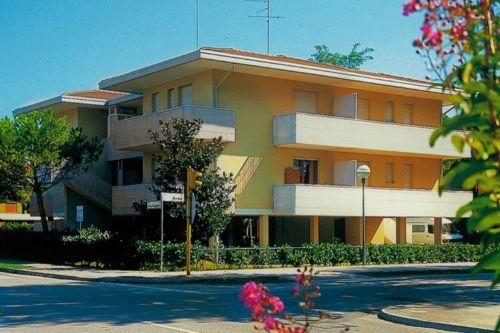 Angolo apartmanház - Bibione Spiaggia